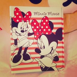 💕 Minnie Mouse Planner from Disney!