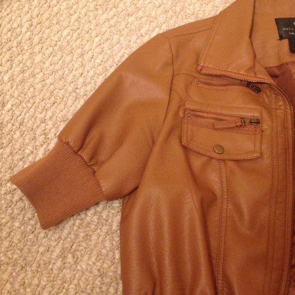 Leather jacket - Picture 2 of 4