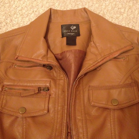 Leather jacket - Picture 3 of 4