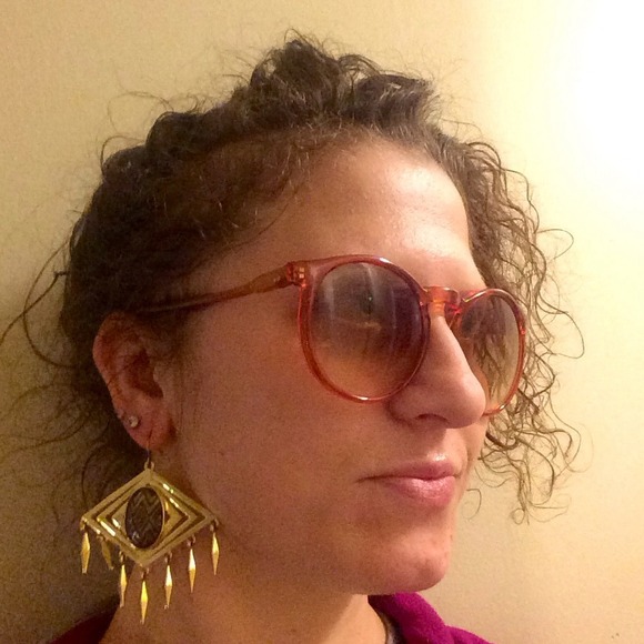 SOLD! Round Vintage Tortoise Sunglasses Sunnies - Picture 3 of 4