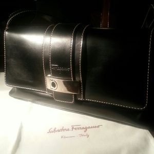 Ferragamo purse ******360 00*****