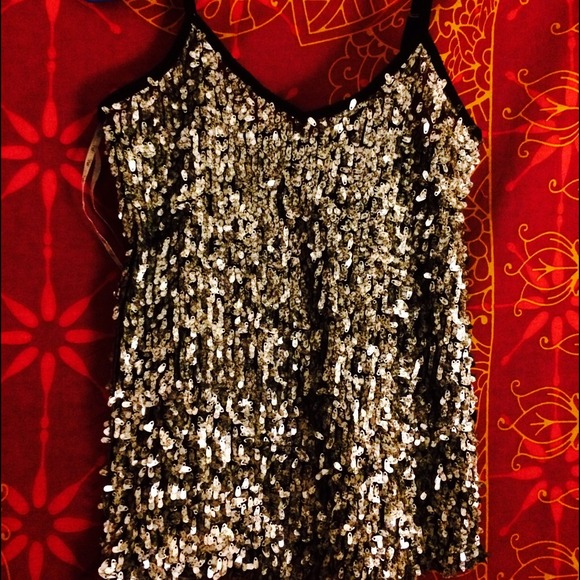 BKE sequin tank