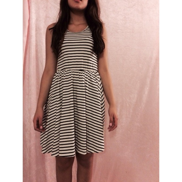 Stripped Baby Doll Dress👶👗🔳
