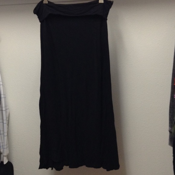 ⚠SOLD IN BUNDLE Black maxi skirt