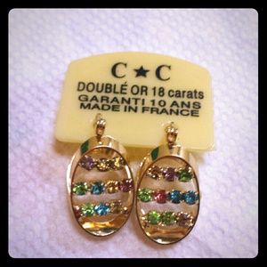 Gold plated earrings and hand straps