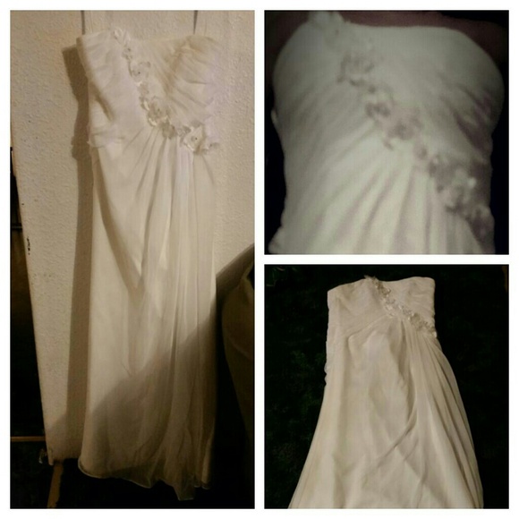 Wedding dress  color ivory nice and cute - Picture 1 of 1