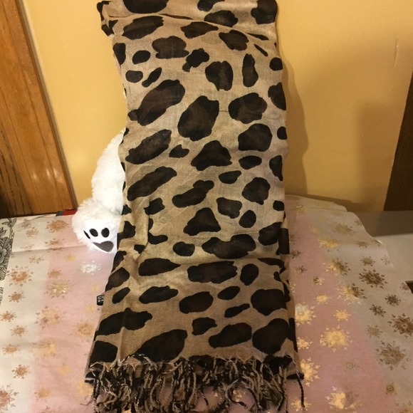 Leopard Print Cotton Infinity Scarf - Picture 2 of 3