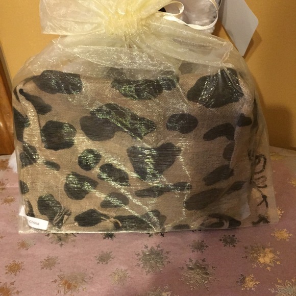 Leopard Print Cotton Infinity Scarf - Picture 3 of 3