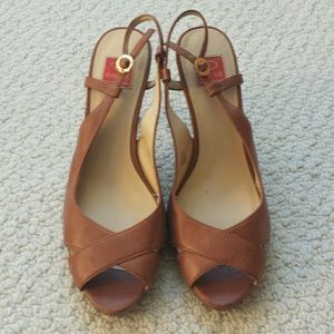 Oscar by Oscar de la Renta slingbacks