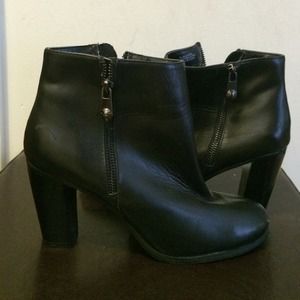 Black tahari ankle boots