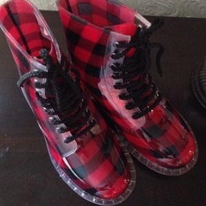 Plaid rubber rain boots size 7