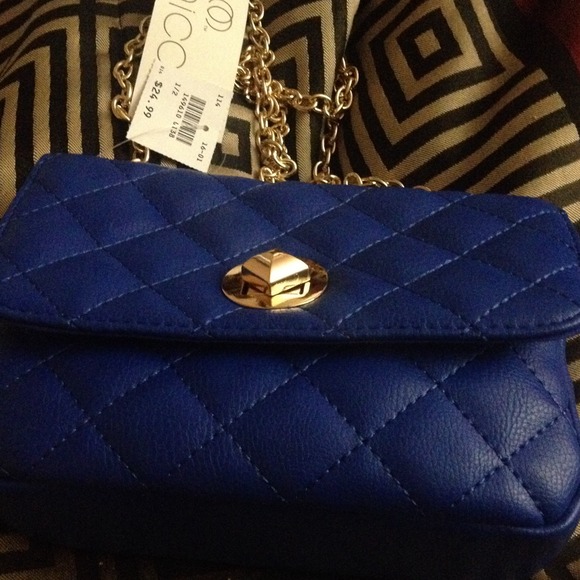 blue clutch w/ gold chain