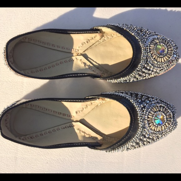 Indian punjabi sandals