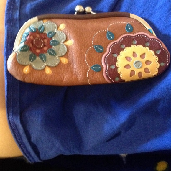 Fossil clutch