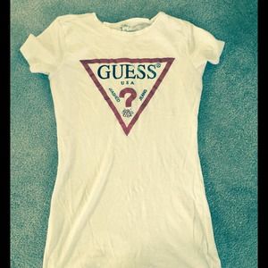 Guess Logo Tshirt