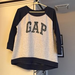 Gap hi lo sweatshirt