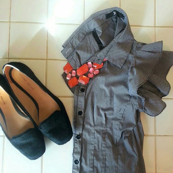 Gingham ruffle button down