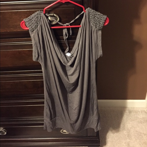 Motherhood Maternity Tops - Maternity: gray tunic. Worn once