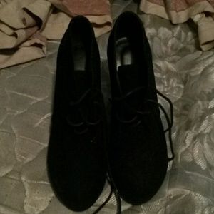 Black wedge booties