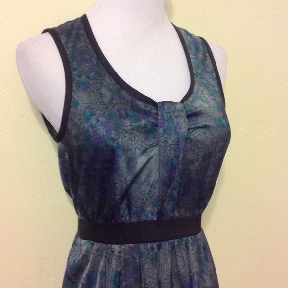 BUNDLED! Silky Printed Tank Dress. - Picture 2 of 2