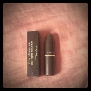 MAC Cosmetics Lipstick in Myth used once