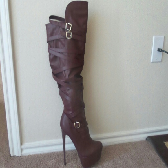 Burgandy  boots 5" heels