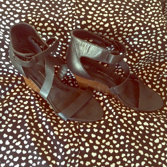 Black leather wedges