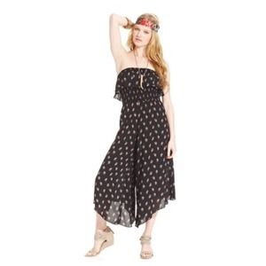 American rag strapless romper 🌻