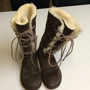 UGG Whitley Espresso Size 6