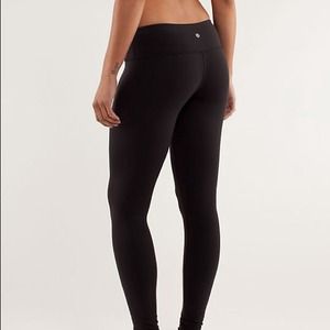 ISO!!! Lulu yogas flare size 8 LONG!! Or skinny 8