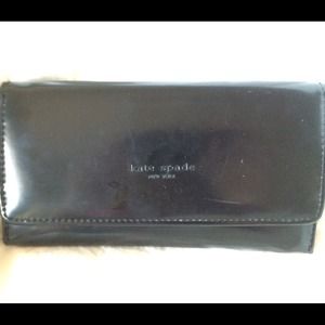 black Kate spade wallet