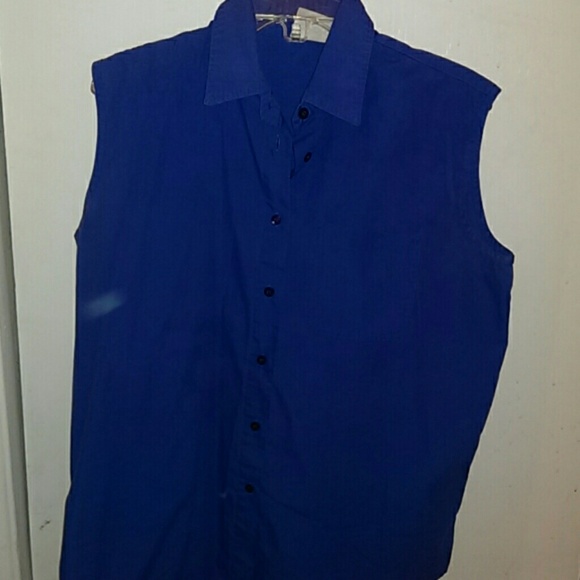 Blue dress shirt