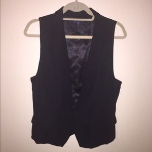 Gap black dressy vest size M