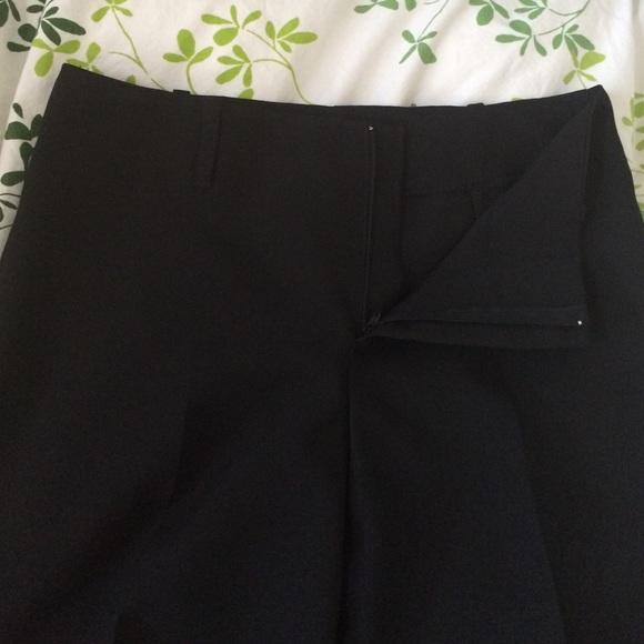 Black suit - Picture 4 of 4