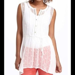 Anthropologie Tenuous Vines Tunic White.