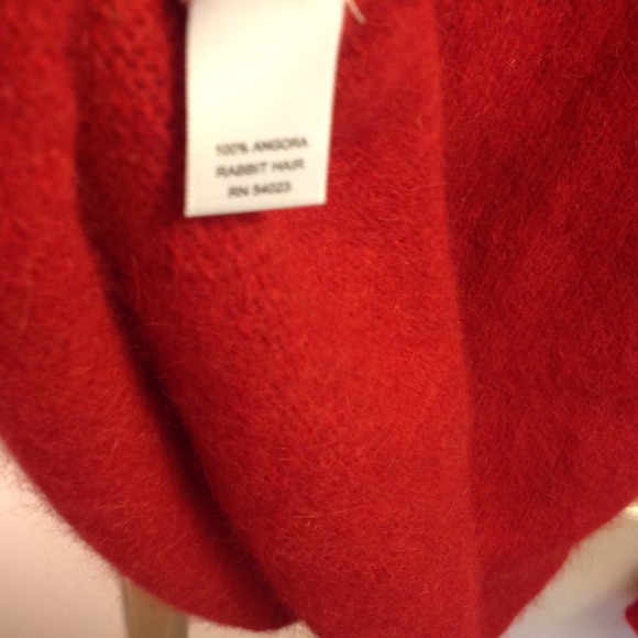 DONATED Rabbit Sweater - Picture 4 of 4