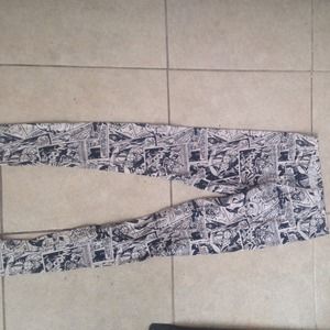 Marvel comic strip leggings