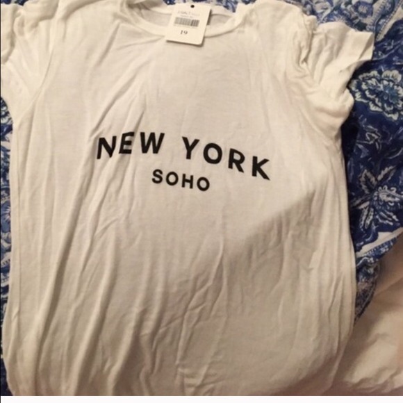 Brandy Melville Tops - New York soho brandy shirt