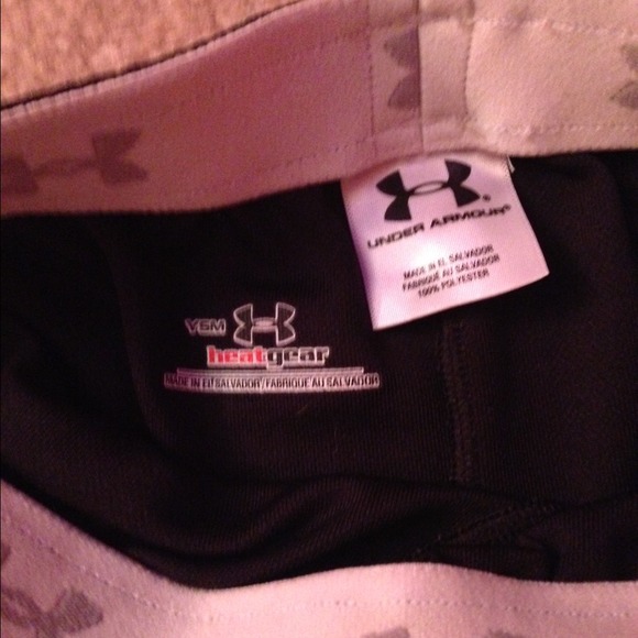 Under Armour Shorts - Picture 3 of 3