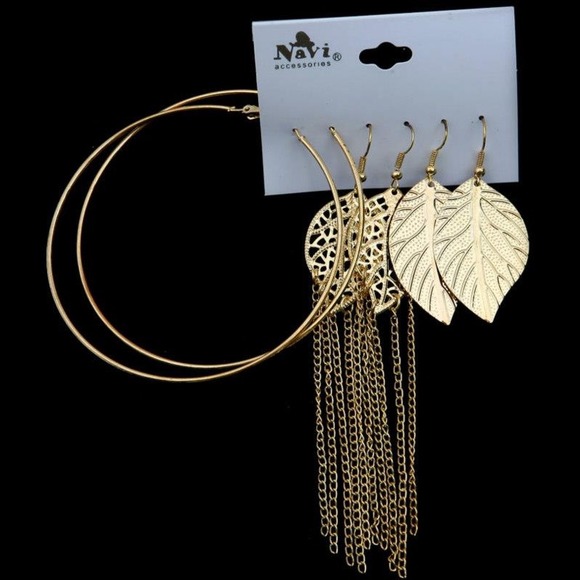 Jewelry - Earring set