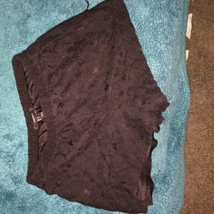 Cute lace black shorts