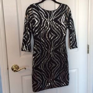 Flashy/sparkly cocktail dress