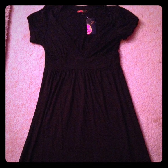 Forever 21 black dress