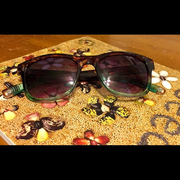 Tortoise shell and Aqua sunglasses