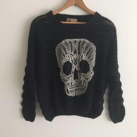 LF Skull Pullover Sweater