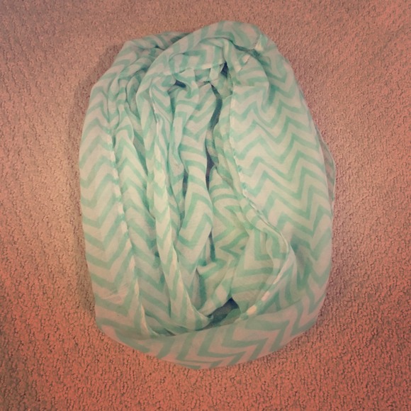 Chevron infinity scarf