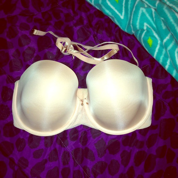 Victoria's Secret 32DDD bra