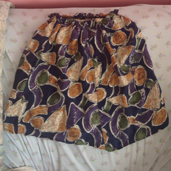 Attract pattern skirt