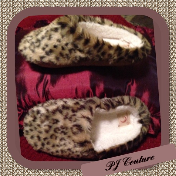 FUZZY SLIPPERS