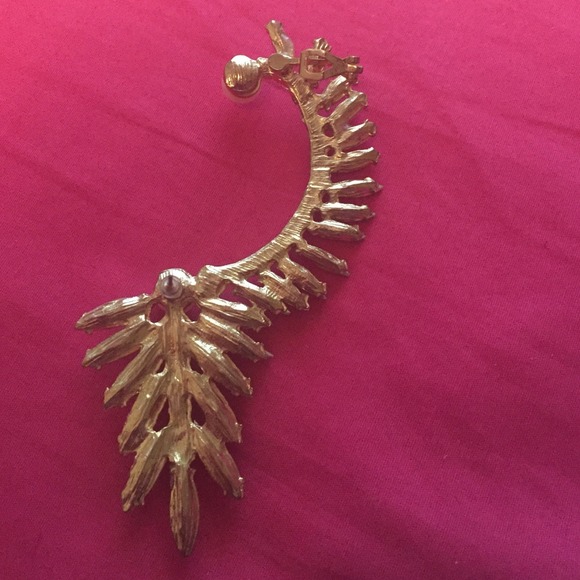 Ear cuff - Picture 2 of 2